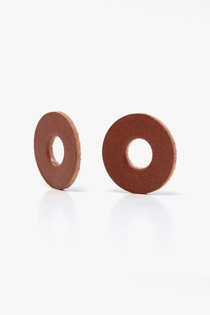 Set of 2 leather bumpers