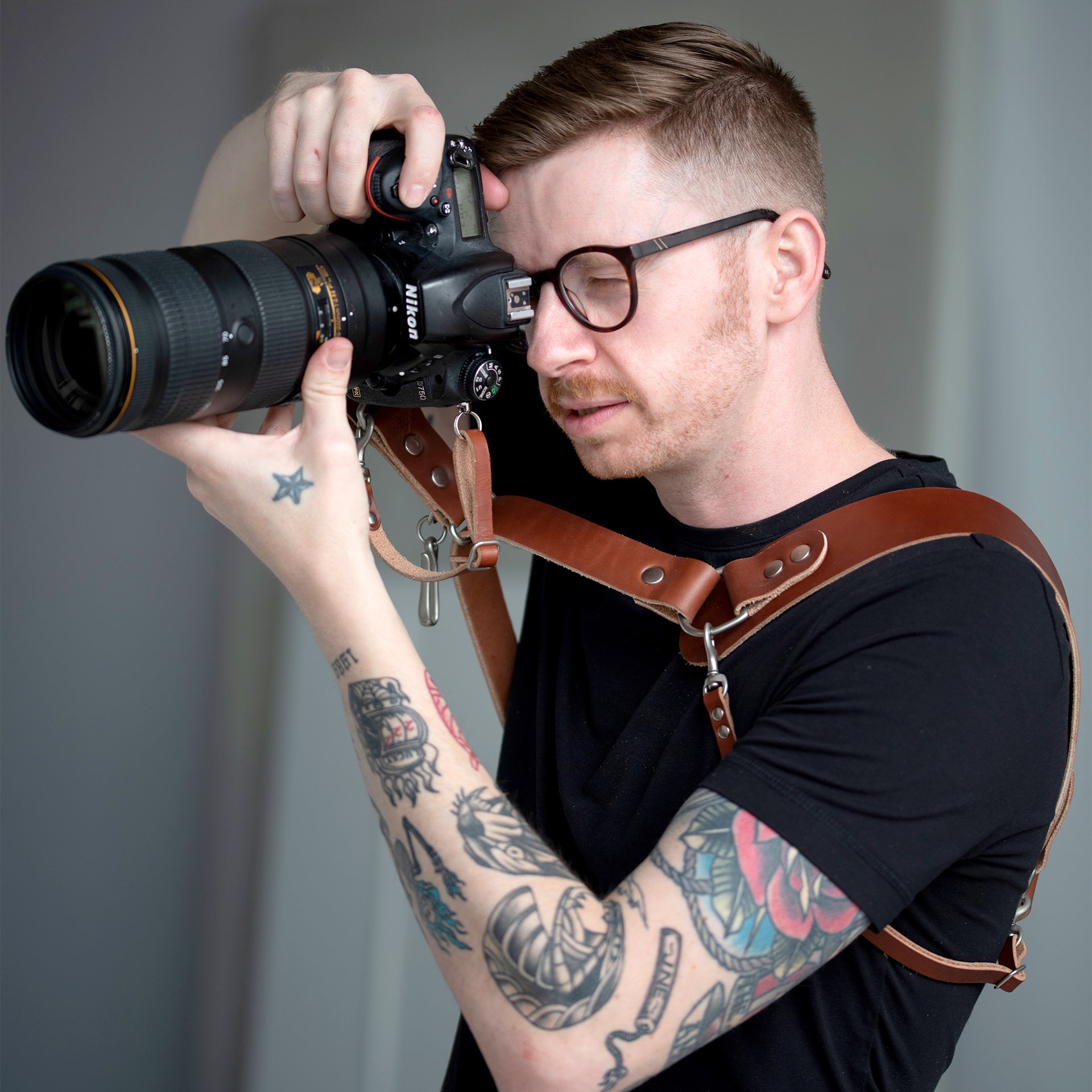 Shoulder camera strap (model F16) – Fab'